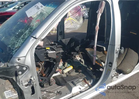 2015 Cadillac Escalade Esv Premium z USA, uszkodzony, nr VIN 1GYS3TKJ3FR747324